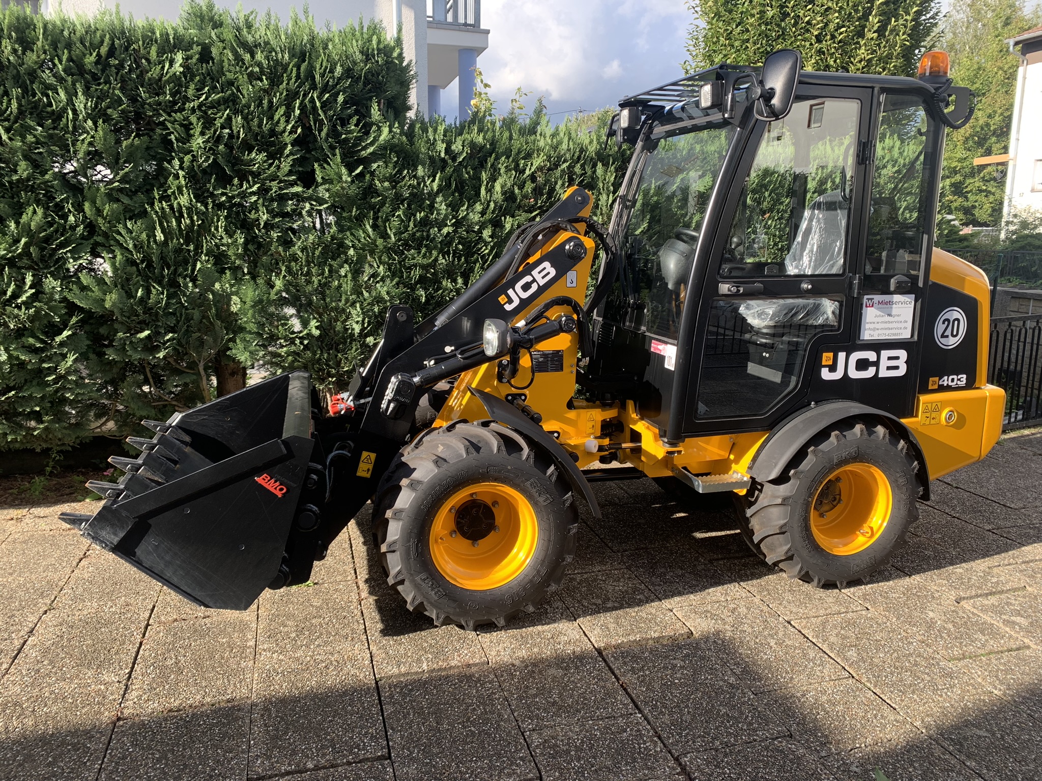 Radlader JCB 403 Bagger fashion Hoflader zu vermieten